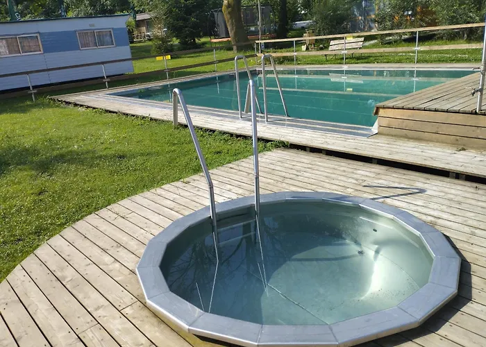 Kralovna - Camp Pod Kastany *